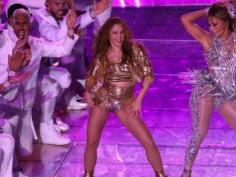 
	Un barbat da NFL in judecata dupa show-ul facut de Shakira si Jennifer Lopez la Super Bowl! Cere despagubiri de aproape 1 MILIARD de euro! Ce l-a scos din minti
