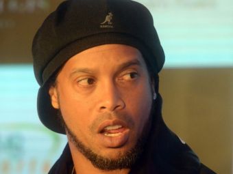 
	Ultima ora! Ronaldinho risca 5 ani de inchisoare dupa ce a fost prins cu un pasaport fals! Ce spun autoritatile
