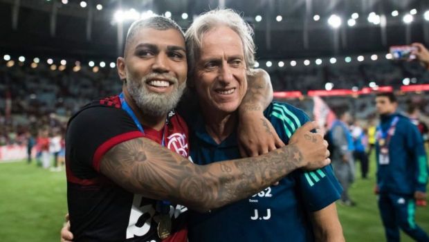 
	Jorge Jesus, antrenorul lui Flamengo, pozitiv la coronavirus! Anunt-soc in Brazilia
