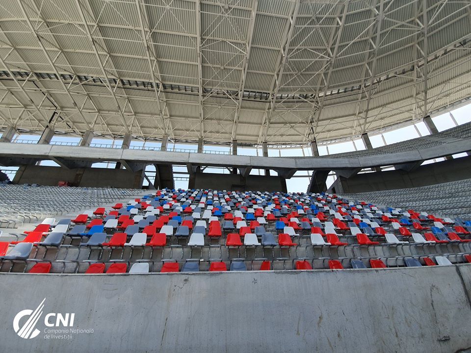 NOI IMAGINI | Coronavirusul nu sta in calea stadioanelor din Bucuresti! Ce culoare au scaunele montate in Ghencea_6