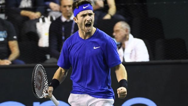 
	Carantina ii schimba pe oameni | Un tenismen francez din top 75 ATP s-a apucat de rap: cum suna primele piese
