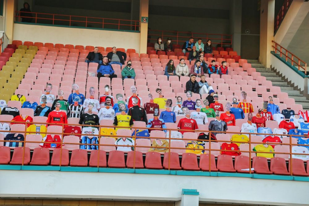 Ti-e dor sa mergi pe stadion? O echipa din Belarus iti pune fotografia in tribune, daca achizitionezi un bilet! Cat te costa "afacerea"_1