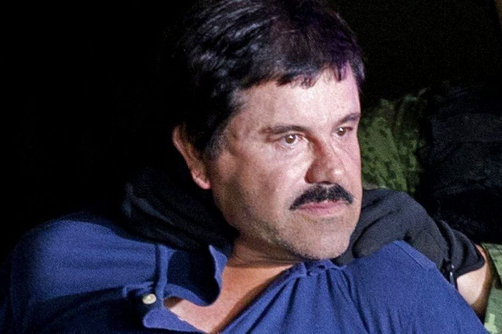 Fiii lui El Chapo se ocupa de respectarea masurilor impotriva Covid-19! Este incredibil cum ii pedepsesc pe cei care incalca regulile | VIDEO_2
