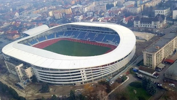 
	Super-stadionul de zeci de milioane din Targu Jiu, ABANDONAT! Pandurii va juca in alta parte meciurile de acasa
