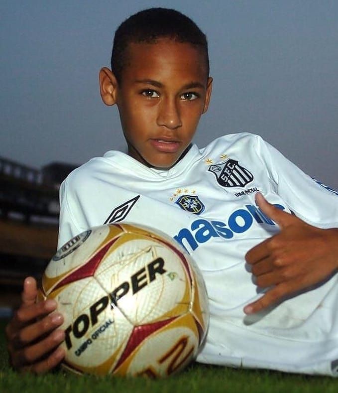 Cum ajungi ca Neymar si Mbappe? :) Stelele Parisului le dau sfaturi tuturor copiilor din lume de 1 iunie_13