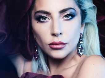 
	Nici nu si-au dat seama ca e ea! Lady Gaga a aparut in public fara machiaj! Cum poate sa arate
