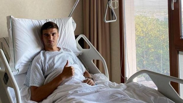 
	Nedelcu a ajuns la Roma si a fost operat de un medic celebru dupa ce si-a rupt ligamentele in meciul cu CFR! Cat va lipsi de pe teren
