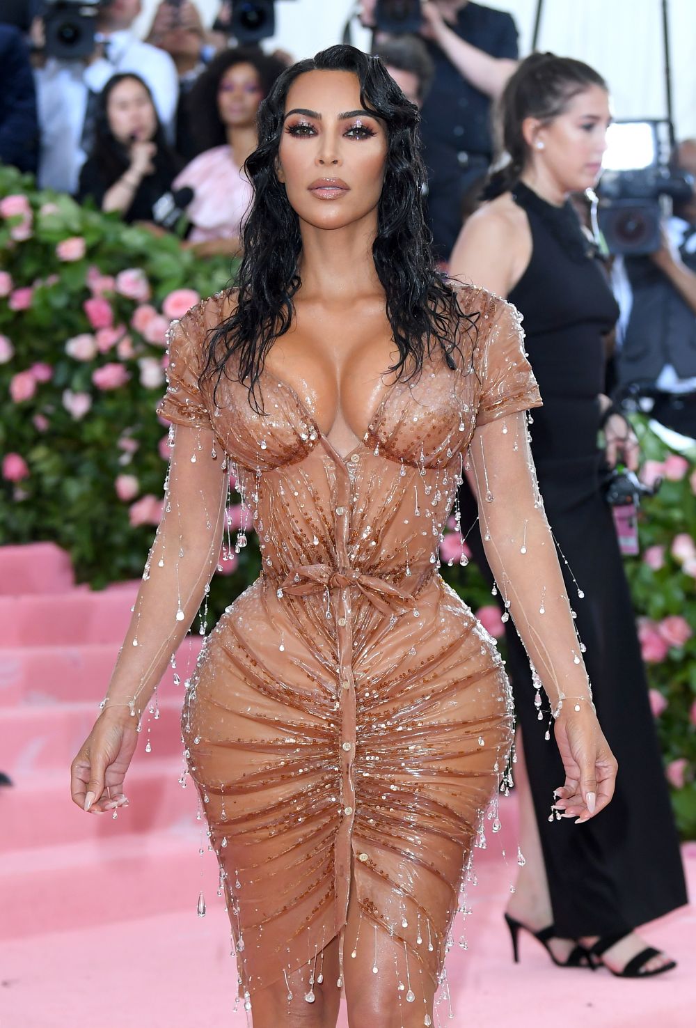 Kim Kardashian, in centrul unei noi CONTROVERSE! Imaginea care a SCANDALIZAT internetul_1