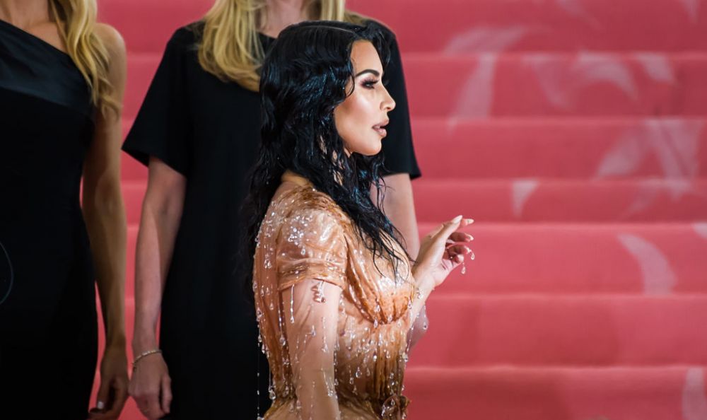 Kim Kardashian, in centrul unei noi CONTROVERSE! Imaginea care a SCANDALIZAT internetul_2