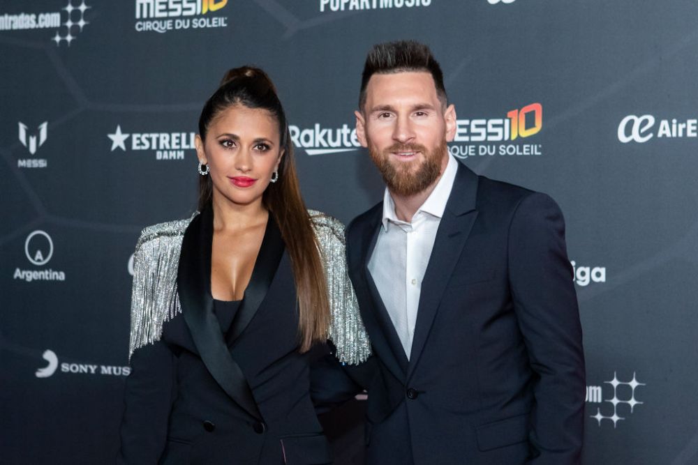 Capitolul la care fundasul Pique "valoreaza" dublu fata de Messi si Ronaldo la un loc! Top 10 cele mai admirate IUBITE de fotbalisti_7