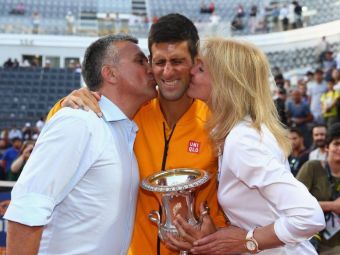 Mama si tata sar in ajutorul &quot;copilului&quot; Novak Djokovic | &quot;E evident ca lumea are ceva personal cu fiul meu&quot;&nbsp;
