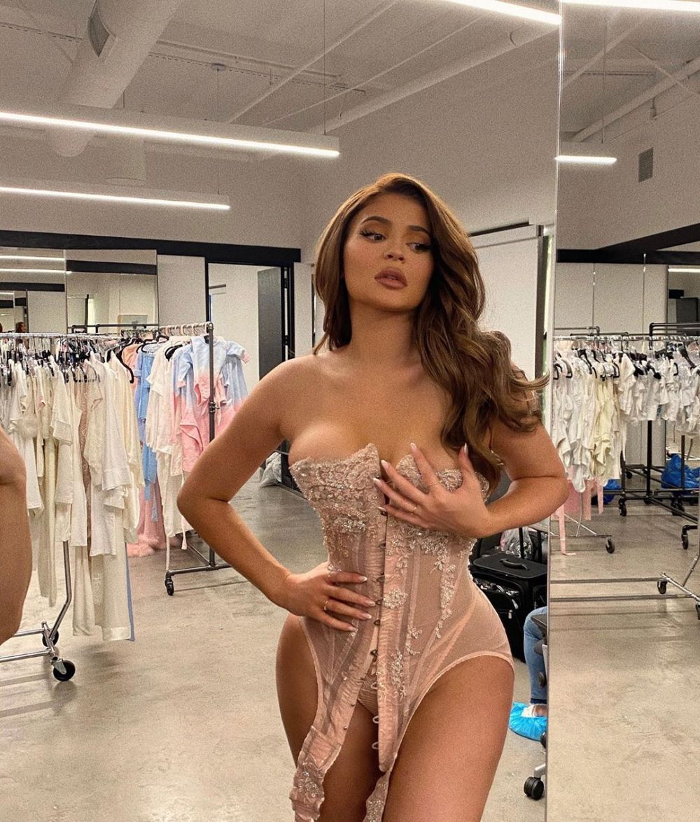Kylie Jenner, detronata! Nu mai este cea mai bine platita de pe Instagram! Cine i-a luat locul _4