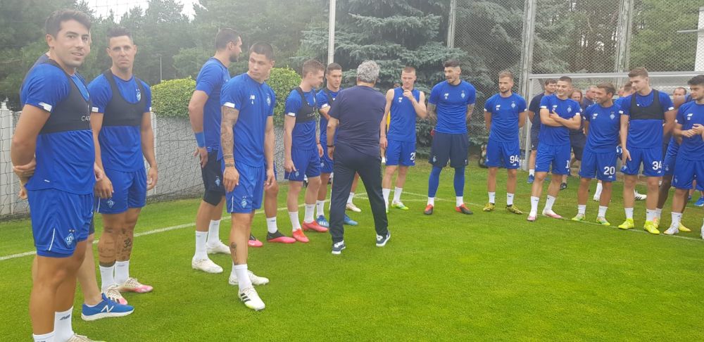 Primele IMAGINI cu Mircea Lucescu la antrenamentele lui Dinamo Kiev! Cum au reactionat jucatorii _13