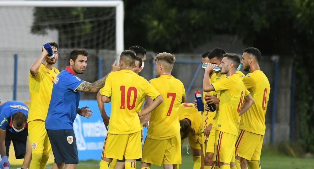 Romania U21 6-0 Farul Constanta | SHOW TOTAL pentru 'tricolorii mici' la debutul lui Mutu pe banca nationalei de tineret! _3