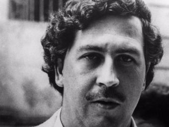 
	A fost adoptat de cel care i-a ucis mama! Primul fiu al lui Pablo Escobar are amintiri crunte din copilarie: cu ce se ocupa in prezent
