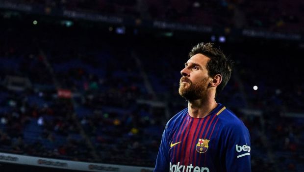 
	&quot;Nu se va opri din a fi indragostit nebuneste de Barcelona!&quot; Ce spune Ronaldo despre posibilitatea plecarii lui Messi de pe Camp Nou
