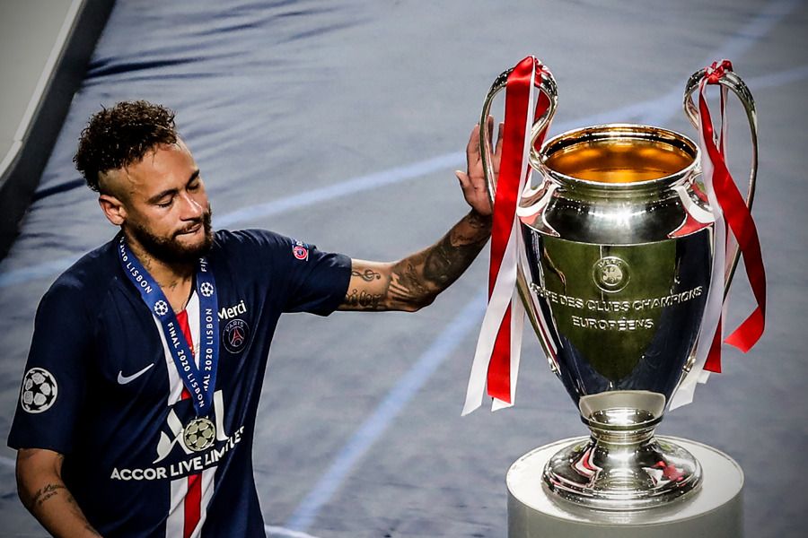 Sfasietor! Imaginea cu Neymar suprinsa la ceremonia de premiere! S-a dus la trofeul la care visa de la plecarea la Barcelona. Ce a facut starul_1