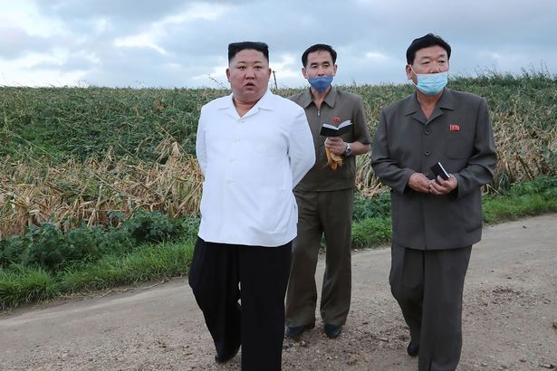Imagini incredibile cu Kim Jong Un! Cum a fost surprins dictatorul despre care se credea ca e in stare vegetativa_2