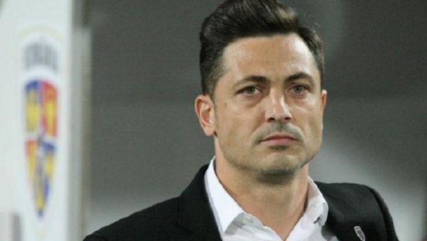 
	EXCLUSIV | Selectionerul Radoi ii AVERTIZEAZA pe jucatorii tineri: &quot;Niciodata nu trebuie sa faca asta!&quot; Ce trebuie sa ia in calcul fotbalistii romani atunci cand se transfera
