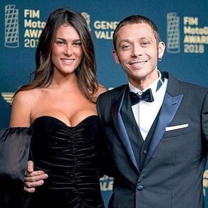 "DOCTORUL" Valentino Rossi va trece pe PASTILE! Iubita sa fotomodel a fost o INCANTARE la Festivalul de Film de la Venetia_5
