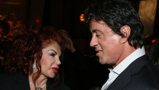 
	Clipe dramatice pentru Sylvester Stallone. &quot;Mamma RAMBO&quot; a murit la 98 de ani. Jackie a fost astroloaga, dansatoare si o SPORTIVA fanatica
