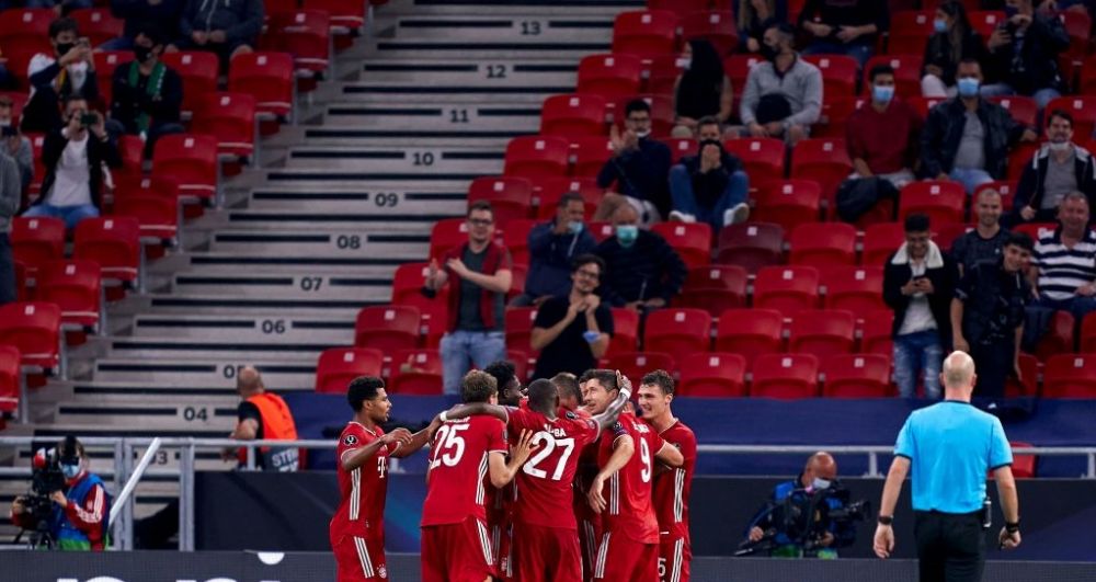 Suporterii au revenit in tribune la meciul dintre Bayern si Sevilla! Comportament EXEMPLAR al fanilor la Supercupa Europei! Imagini de la Budapesta_13