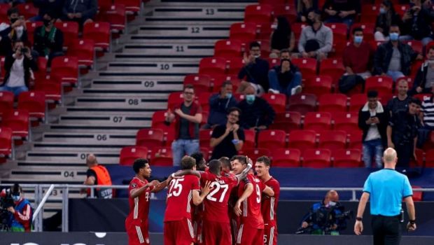 
	Suporterii au revenit in tribune la meciul dintre Bayern si Sevilla! Comportament EXEMPLAR al fanilor la Supercupa Europei! Imagini de la Budapesta

