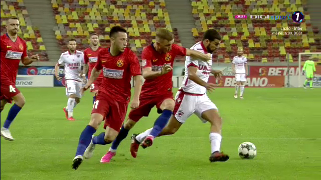 A fost sau nu prea?! Penalty controversat in FCSB - Dinamo! Pantiru a pus mana in fata lui Gonzalez, iar Radu Petrescu a dat 11 metri_6