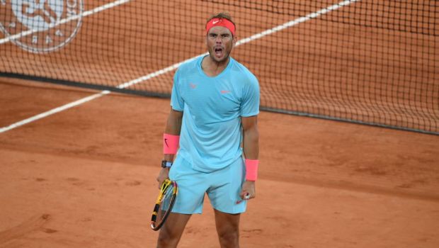
	Ceasul purtat de Rafael Nadal la Roland Garros valoreaza cat premiul pentru castigarea turneului! Cat costa unul dintre cele 50 de ceasuri in editie limitata
