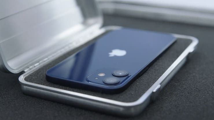 ULTIMA ORA | A fost lansat IPHONE 12! Noul model va fi disponibil in patru variante si este primul telefon 5G de la Apple_2