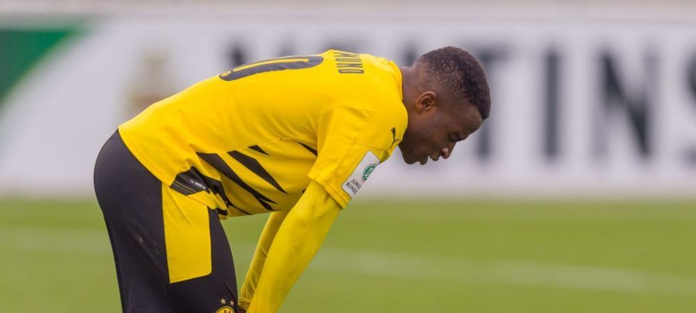 Youssoufa Moukoko Borussia Dortmund Schalke 04
