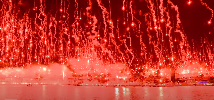 VIDEO | Suporterii lui Hajduk Split au dat foc orasului la 70 de ani de la infiintarea grupului! Spectacol pirotehnic INCREDIBIL creat de fani_2