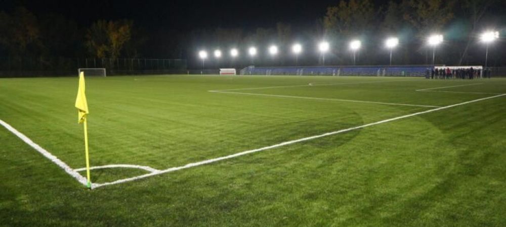 Stadion Eugen Popescu Chindia Targoviste FRF investitie teren artificial
