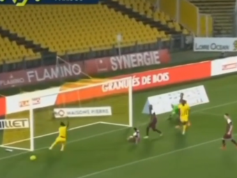 
	VIDEO | Ratarea sezonului in fotbalul mondial! Un fotbalist al lui Nantes nu a putut sa inscrie din 3 m cu poarta goala!
