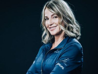 Nadia Comaneci, venerata de canadieni! Ce a aparut pe o cladire din Montreal