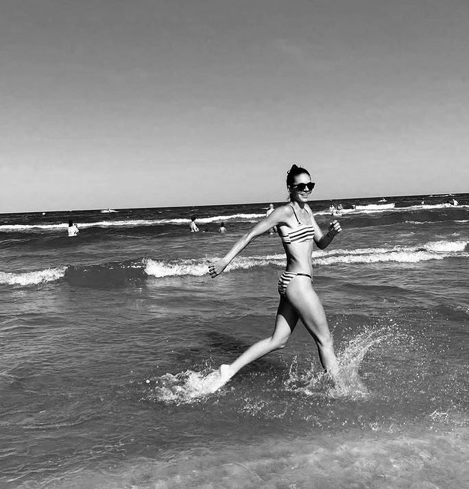 GALERIE FOTO SEXY | Andreea Mitu a incins atmosfera pe Instagram: jucatoarea de tenis arata senzational la doi ani si jumatate dupa nastere_3