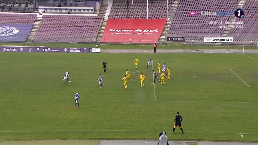 SUPER GOL marcat in ASU Poli Timisoara-Petrolul Ploiesti! Banatenii au inscris un gol pe care il vedem rar in Liga 1_2