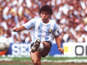 
	Lumea fotbalului, devastata de moartea lui Maradona! Ce mesaje au transmis Barcelona, Napoli sau Manchester United
