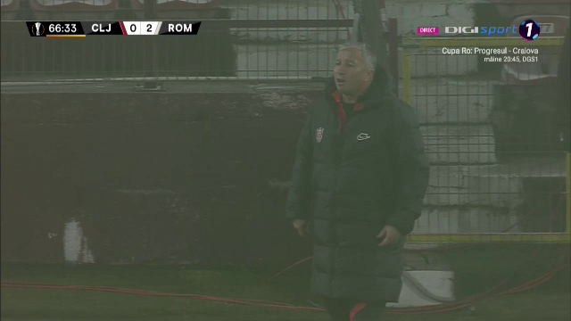 Penalty INVENTAT de arbitru pentru Roma! Petrescu, NEBUNI DE FURIE pe margine! Ce s-a intamplat_12