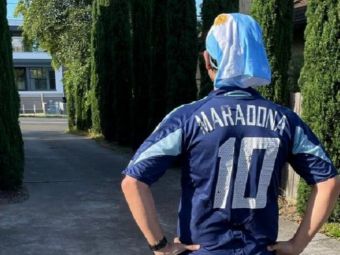 
	Cel mai ORIGINAL omagiu adus lui Maradona! Ce a facut un argentinian inspirat de golurile lui D10S

