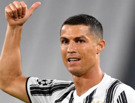Cristiano Ronaldo Juventus Torino radu dragusin