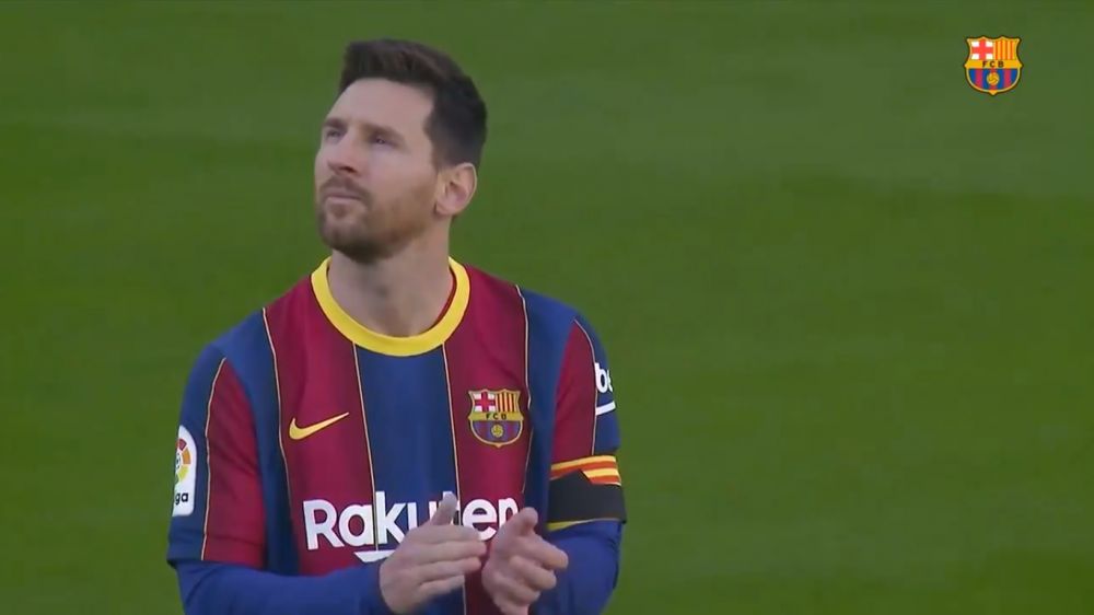 Messi, cu ochii in lacrimi la momentul de reculegere pentru Maradona! Catalanii au avut un mesaj special pentru Diego _1