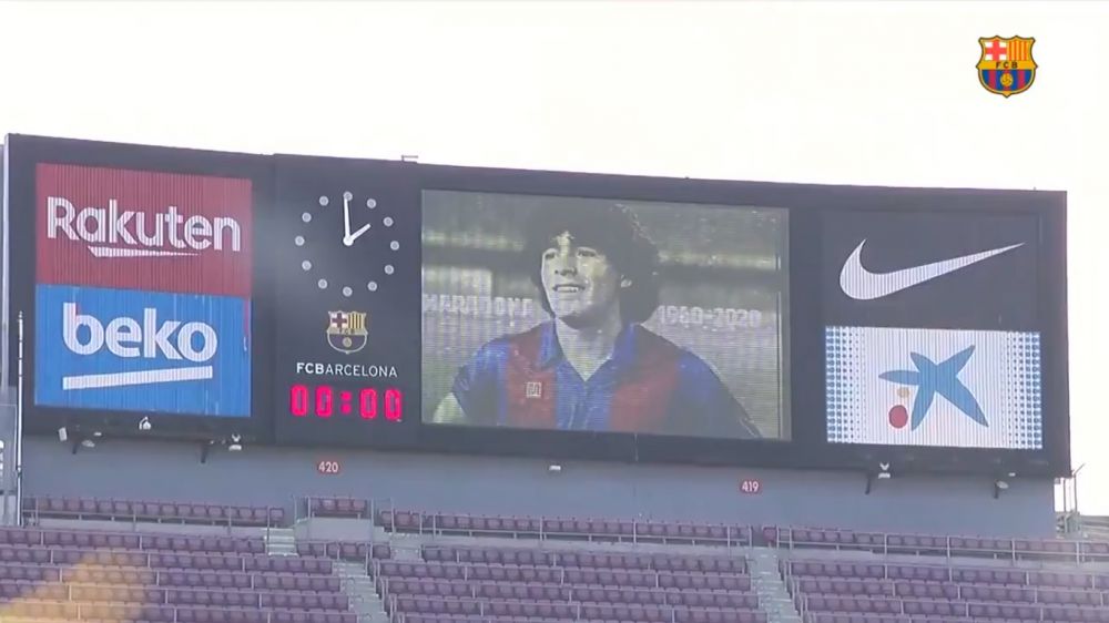 Messi, cu ochii in lacrimi la momentul de reculegere pentru Maradona! Catalanii au avut un mesaj special pentru Diego _6