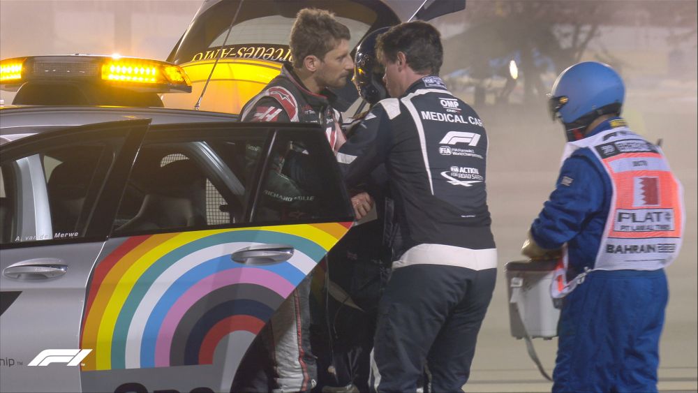 Pilotul masinii medicale, terifiat dupa accidentul HORROR al lui Grosjean: "Nu am vazut in viata mea asa ceva!" Cine ii va lua locul francezului in urmatoarea cursa_5