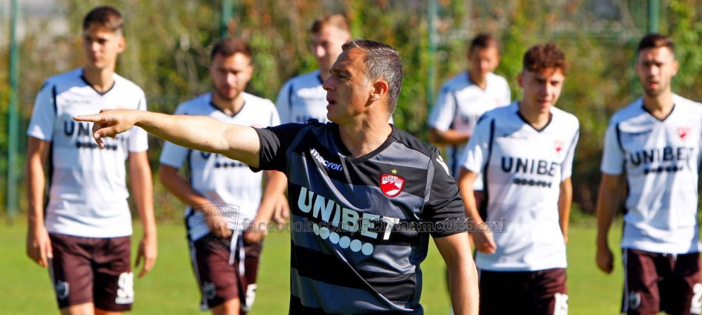 Dinamo Cosmin Contra Javi Reyes