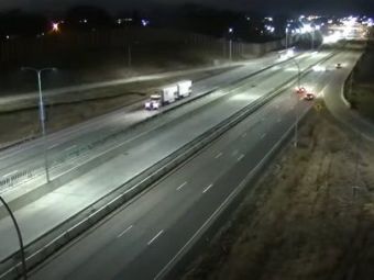 
	VIDEO Impresionant! Aterizare de urgenta pe autostrada. Soferii au INCREMENIT cu piciorul pe frana
