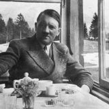 Dezvaluire dupa 75 de ani. Ce-a mancat Adolf Hitler inainte sa se sinucida si ce s-a intamplat cu bucatareasa