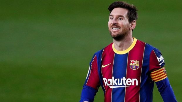 
	Messi, in aceeasi echipa cu Ronaldo si Lewandowski! Cum arata 11-le celor mai buni fotbalisti ai anului
