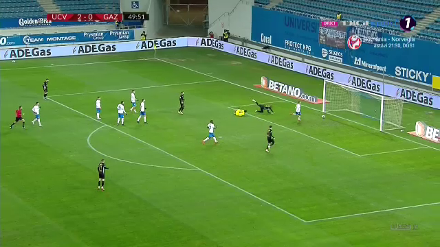 Gigi, ai vazut asta?! :) Cardoso a driblat ca Messi apararea Craiovei! Gol SUPERB inscris de atacantul lui Gaz Metan_13