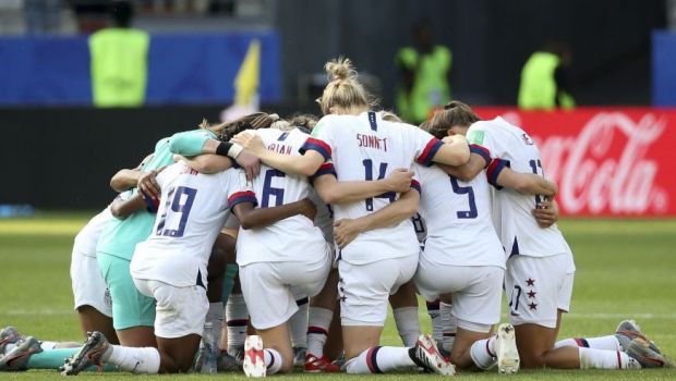 
	Meci ISTORIC in fotbalul mondial! Nationala feminina a SUA, duel cu baietii de la U15! E incredibil care a fost SCORUL FINAL
